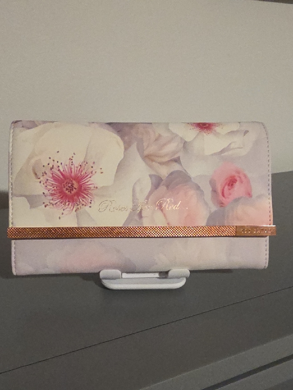 TED BAKER LONDON NWT Chelsea Pastel Floral Roll Travel Jewelry Clutch - Picture 4 of 16